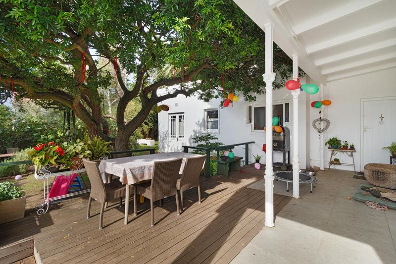 3 Bedroom Property for Sale in Green Point Western Cape
